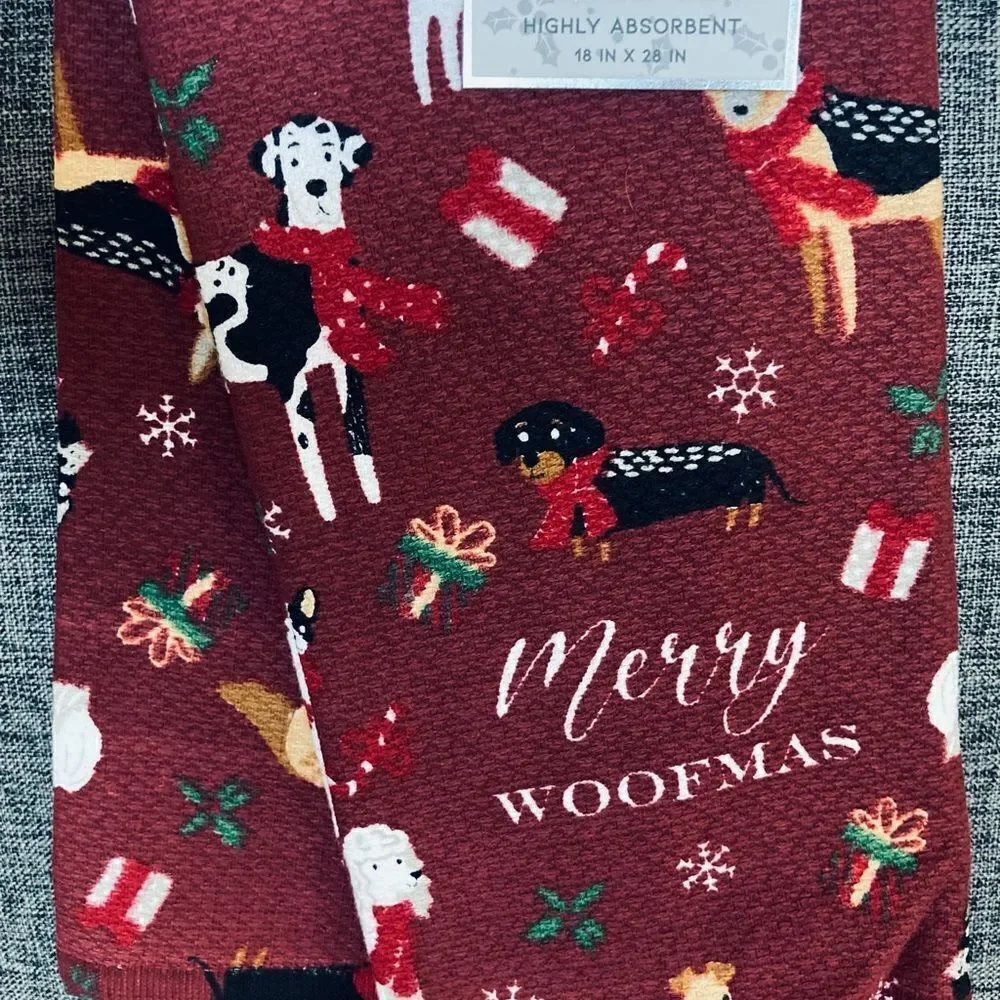 NWT Merry Woofmas Holiday Dog Kitchen Dish Towels